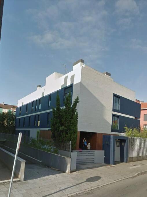 Precioso - Moderno Terraza Y Parking, 2 Hab, 2 Banos, 6-7 Pers - Dispo 15 Al 18 Jun Ultima Hora!! Daire Llanes Dış mekan fotoğraf